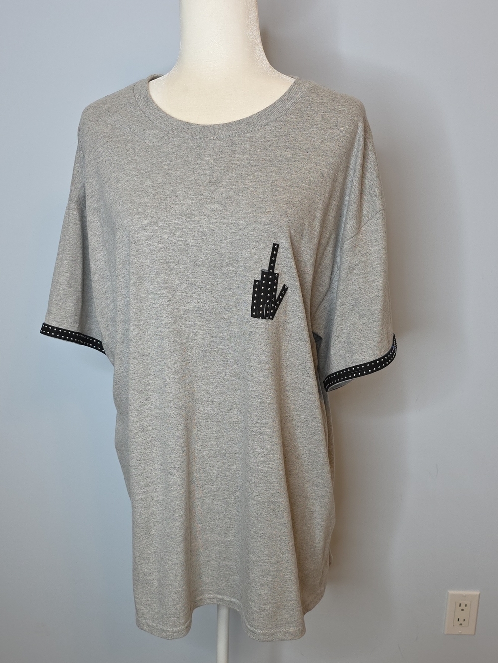DIY design On Gildan Gray Short-Sleeve Tee with Black Dot Trim and Pocket Detail